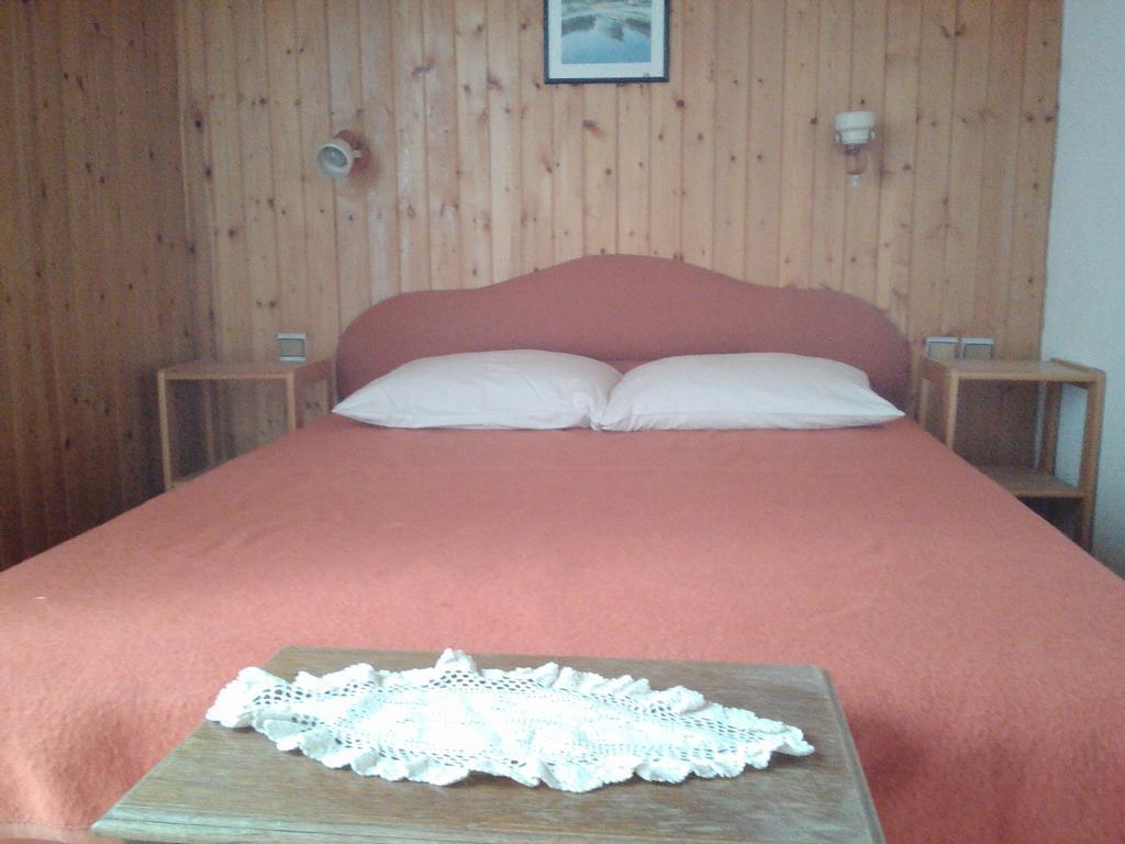 Green Quiet Apartments Водице Екстериор снимка