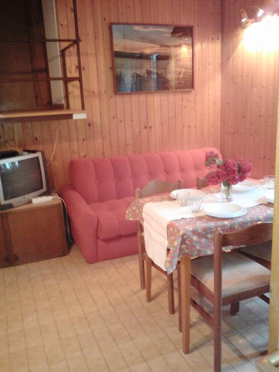 Green Quiet Apartments Водице Екстериор снимка